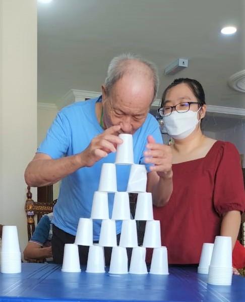 Elderly activity - Cup Stacking - Hand Coordination training